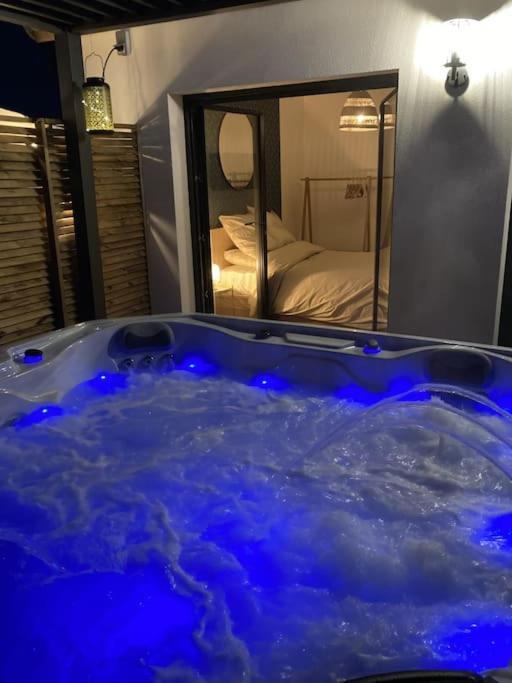 Spa & Serenite, Aux Portes De Disney Et De Paris Villiers-sur-Morin 外观 照片